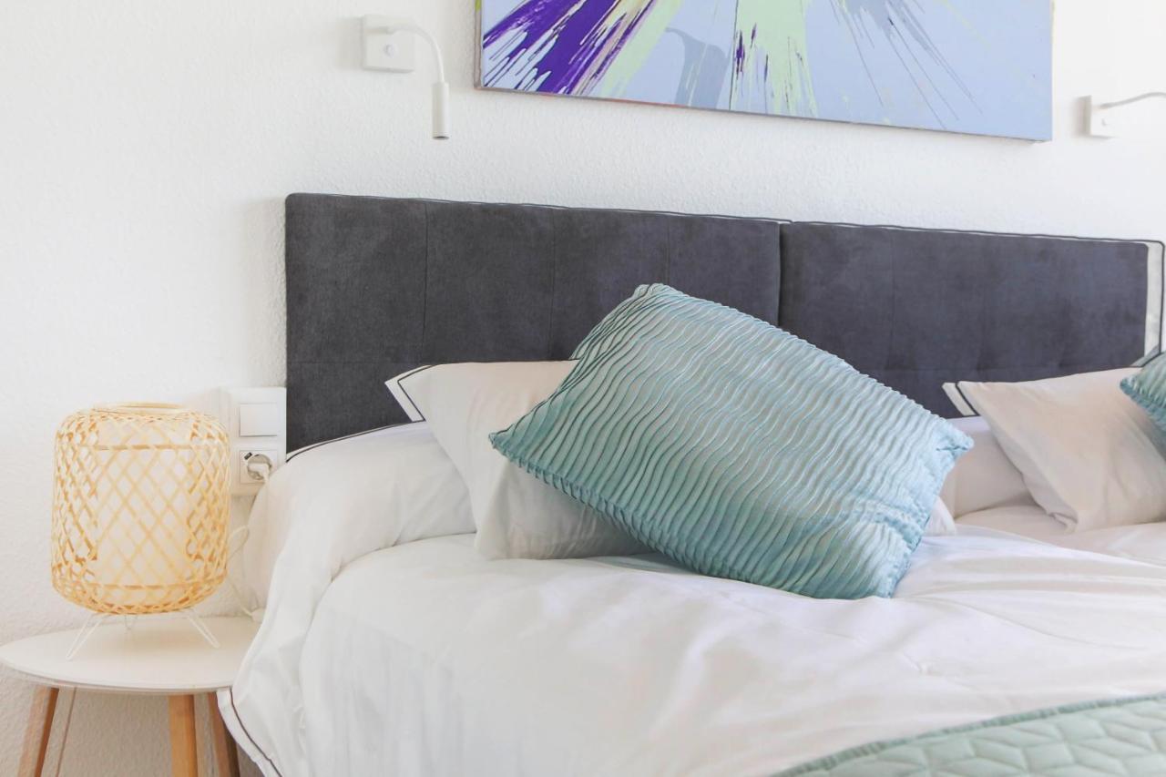 Oleholidays Romana Playa 335 Vistas Al Mar Marbella Eksteriør billede